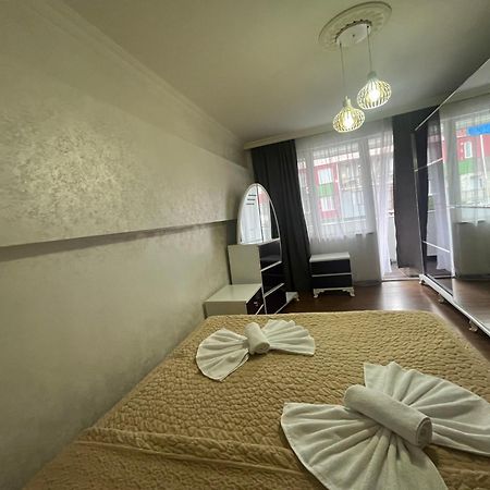 Apartament Батуми Екстериор снимка